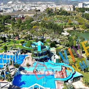 https://vive-benalmadena-estudio-benal-beach-516-vistas-al-mar.1costadelsol.com